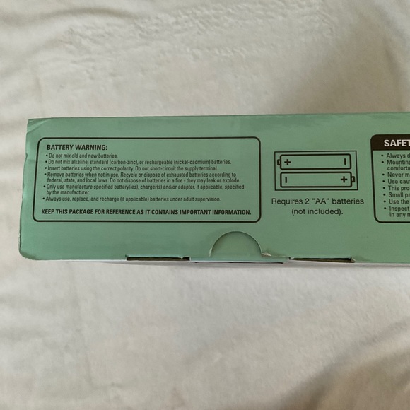 Order Home Collection "R" Metal LED Marquee Sign - Picture 3 of 4